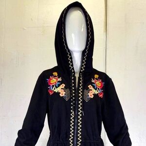 Solitaire Black Floral Embroidered Hoodie Sweatshirt/Sweater/Jacket Bohemian